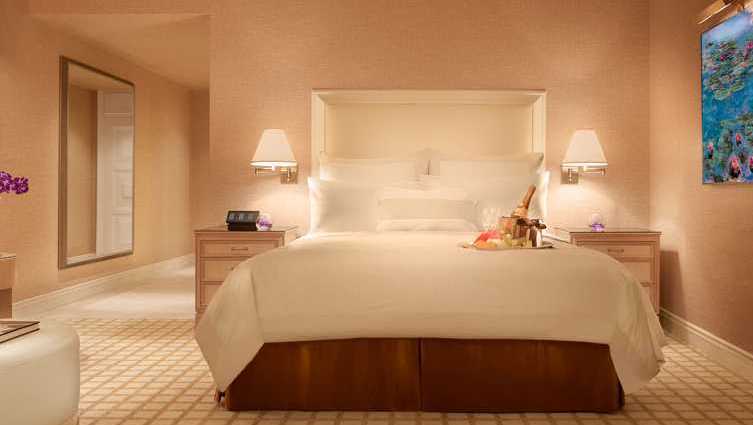 Wynn Luxury Deluxe Resort Room - Wynn Las Vegas & Encore Resort